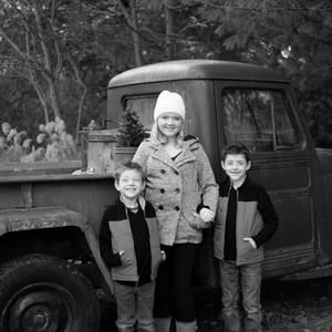 Meet your Posher, Maegan